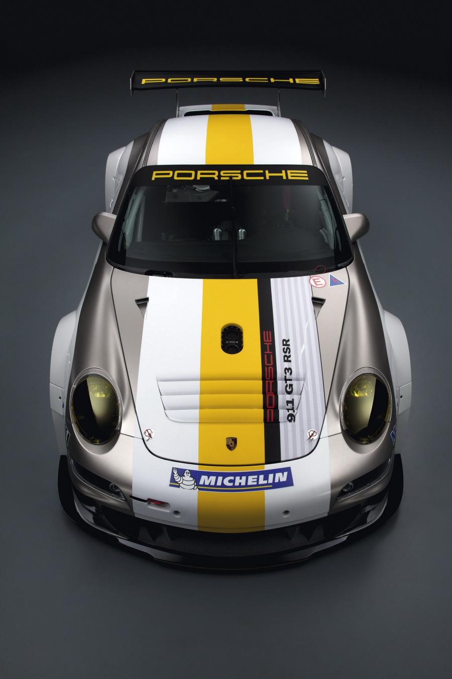  Porsche 911 GT3 RSR 2011 года  (фото 9 из 24)